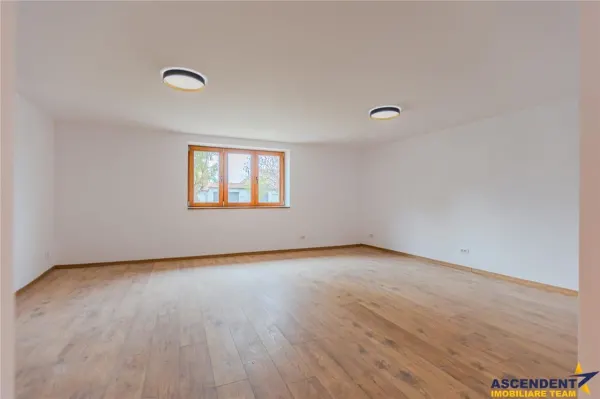Casă 12 camere Sânpetru - poza 29