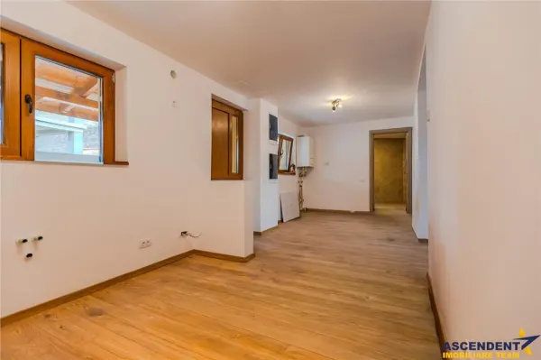 Casă 12 camere Sânpetru - poza 6