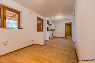 Casă 12 camere Sânpetru - poza 6