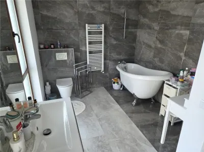 Casă 4 camere Dumbrăvița - poza 11