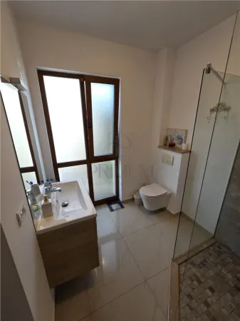 Casă 4 camere Dumbrăvița - poza 9