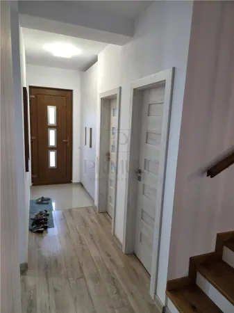 Casă 4 camere Dumbrăvița - poza 10