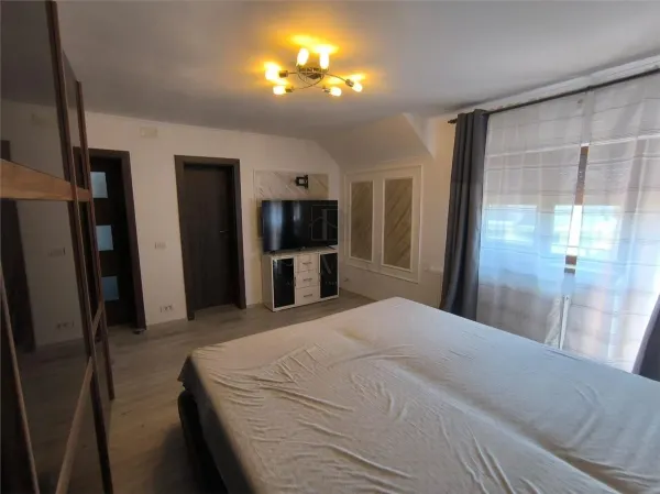 Casă 5 camere Dumbrăvița - poza 8
