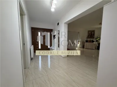 Casă 5 camere Bucov - poza 2