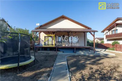 Casa P, str. Tineretului, Magura - Crihan, Bacau - Magura