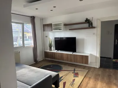 Inchiriez apartament cu 2 Camere in Iasi, Zona Podul de Piatra - Iasi