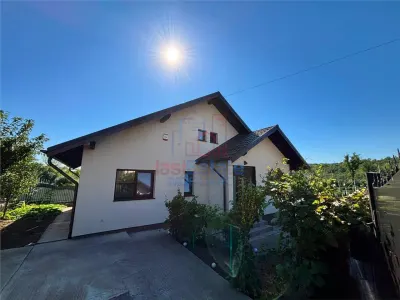 Casa 4 Camere Valea Adanca Iasi - Iasi