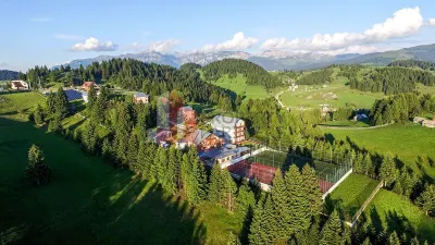 Resort 4 Stele de Vânzare | Fundata Brașov | 45.000mp | 43 Unități | - Fundata