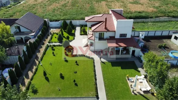 Casă 4 camere Vânători - poza 1