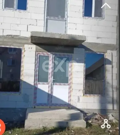 Casă 4 camere Bradu - poza 2