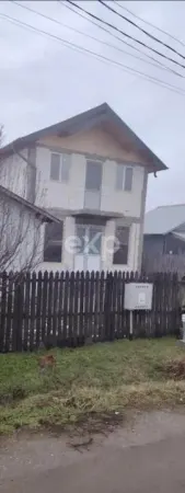 Casă 4 camere Bradu - poza 3