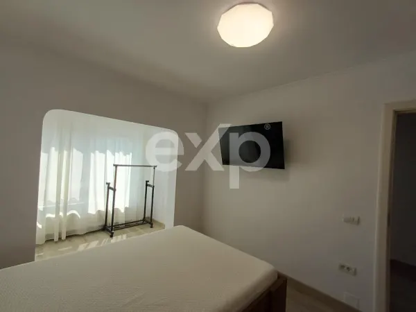 Apartament 3 camere Pitești - poza 2