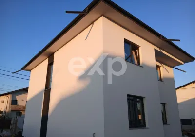 Casă 4 camere Pitești - poza 3