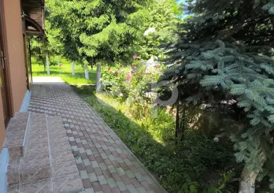 Casă 5 camere Malureni - poza 2
