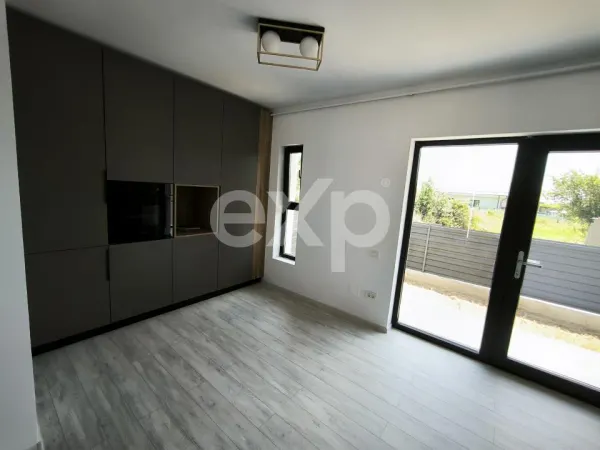 Casă 4 camere Pitești - poza 5