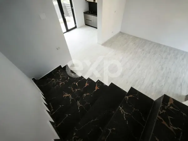 Casă 4 camere Pitești - poza 6