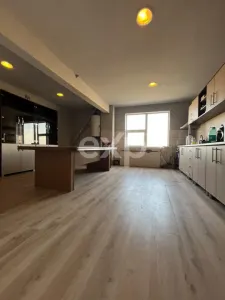 De închiriat spațiu de birouri de 150 mp – 5 camere zona industrială Găești Est - Gaesti