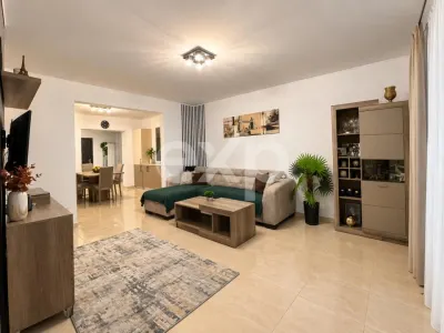 Casa 4 camere in Trivale - str. Campului | Dormitor la Parter - Mobilata si Util - Pitesti
