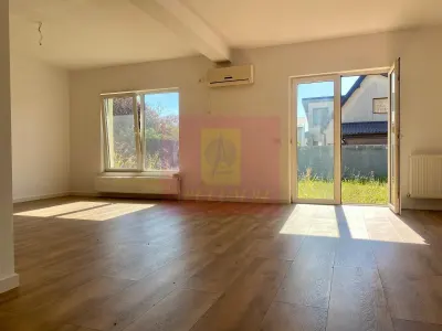 Casă 4 camere Mogoșoaia - poza 3