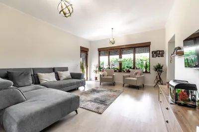 Vilă nouă superbă tip mediteranean, zona exclusivistă Tabacovici - Arad