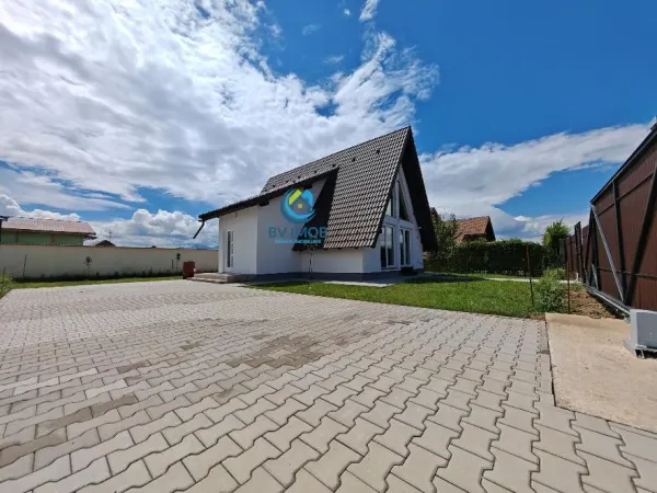 Casă 3 camere Hărman - poza 1