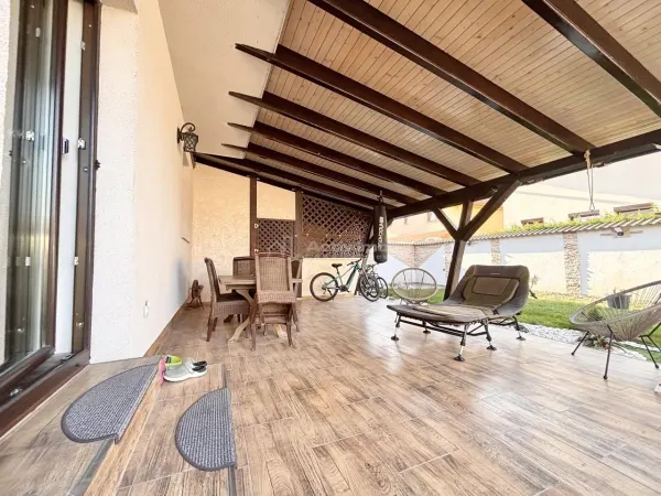 Casă 4 camere Sânmartin - poza 12