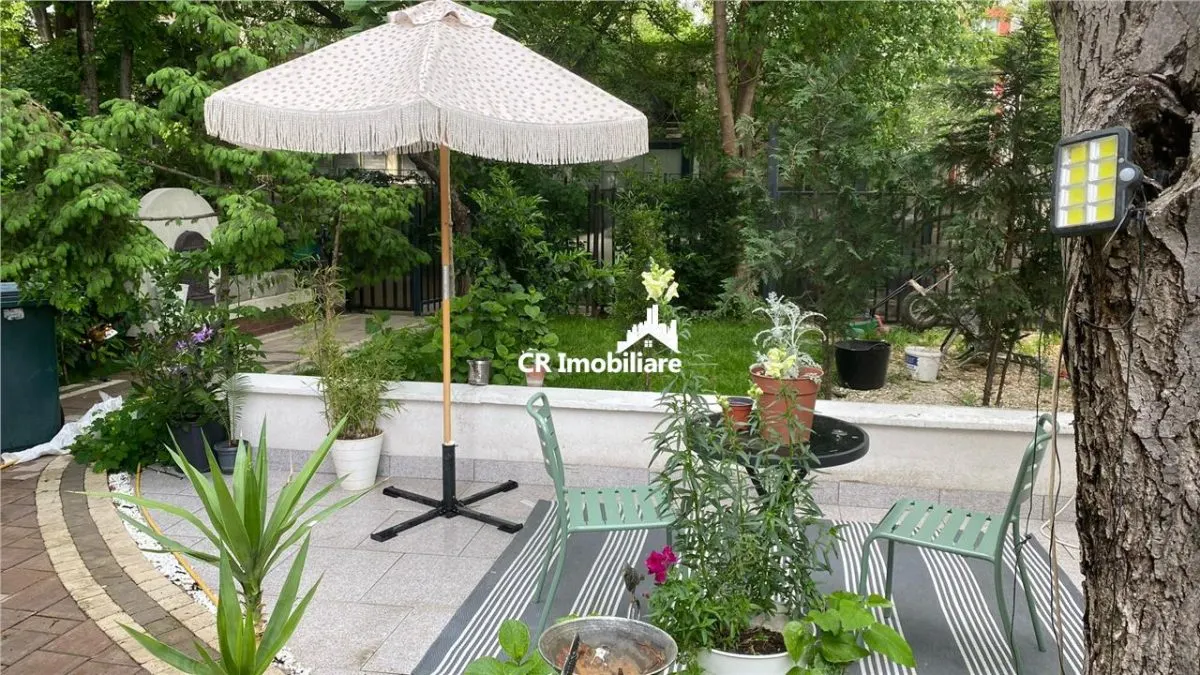 Casă 6 camere București - poza 1