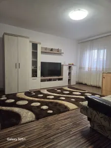 Inchiriez apartament - Craiova
