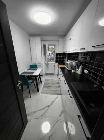 Apartament 3 camere Brăila - poza 4