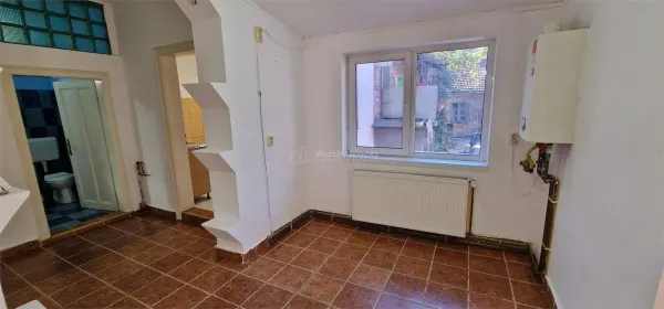 Casă 7 camere Reșița - poza 11