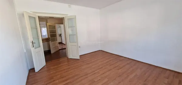 Casă 7 camere Reșița - poza 4