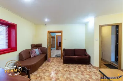 Casă 5 camere Brașov - poza 2