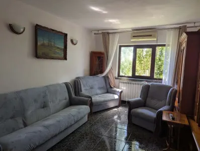 1 Mai Inchiriez Apartament Decomandat 2 camere Centrala - Craiova