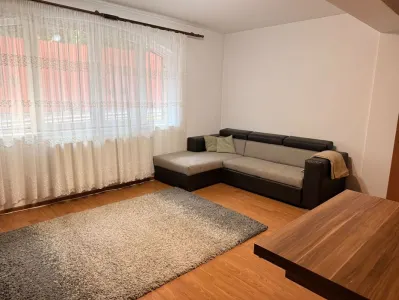 Inchiriez apartament cu 2 camere in Cluj str Becas - Cluj-Napoca