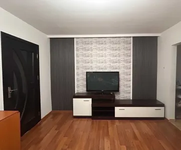 Apartament 3 camere Bacău - poza 2