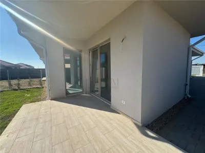 Casă 3 camere Moșnița Nouă - poza 5