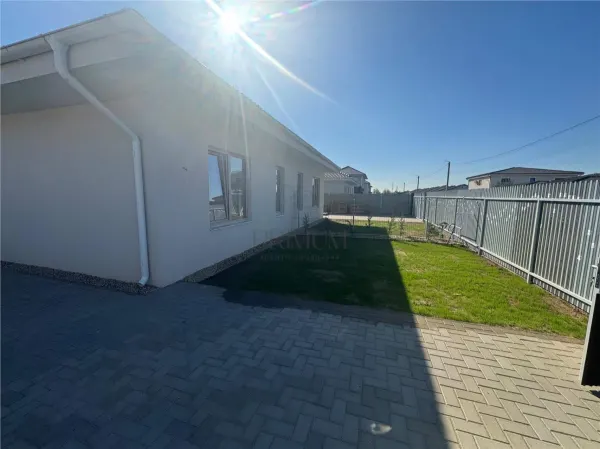 Casă 3 camere Moșnița Nouă - poza 8