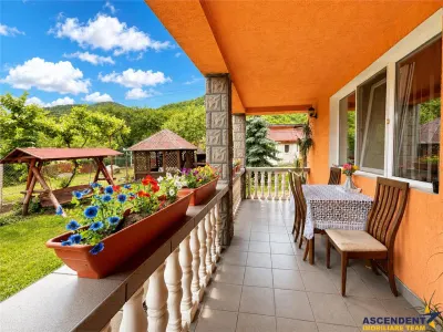 Casă 6 camere Galaoaia - poza 5
