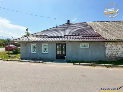 Casă 5 camere Fotos - poza 1
