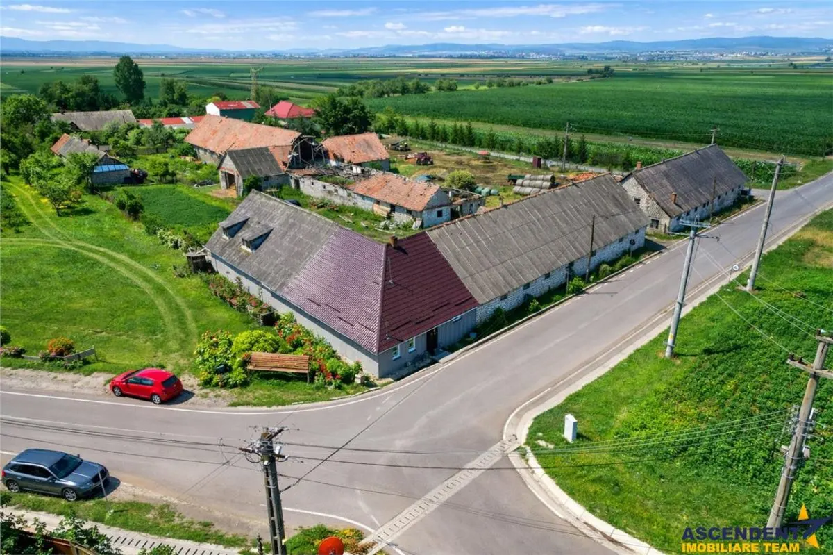 Casă 5 camere Fotos - poza 1