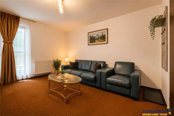 Casă 13 camere Poiana Brașov - poza 10