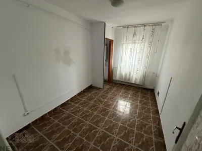 Apartament 3 camere Focșani - poza 12