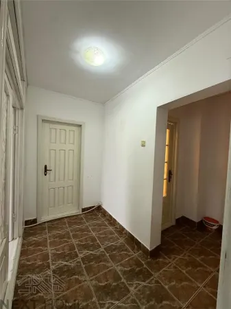 Apartament 3 camere Focșani - poza 17