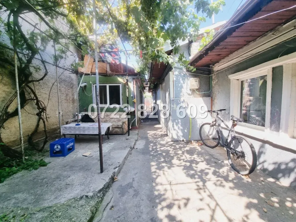 Casă 4 camere București - poza 1