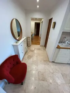 Decomandat, model mare, etaj intermediar - Timisoara