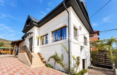 Casă Ștefănești – 1 km de Primărie | Curte mare, zonă liniștită - Stefanesti
