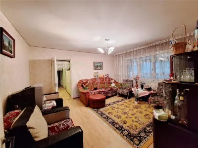 Apartament 3 camere, 60 mp + balcon 8 mp – Mioritei | Parter | Centrala proprie | Necesita renovare - Bacau