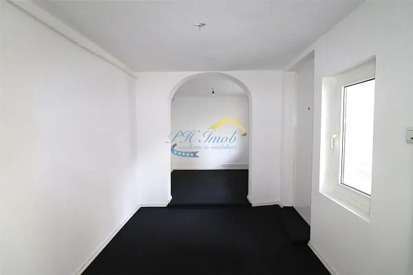 Casă 2 camere Câmpina - poza 1