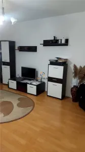 Apartament cu 3 Camere Zona Soarelui Cu Vedere Spre Parcul Padurice - Timisoara