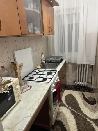 Apartament 2 camere Oradea - poza 1